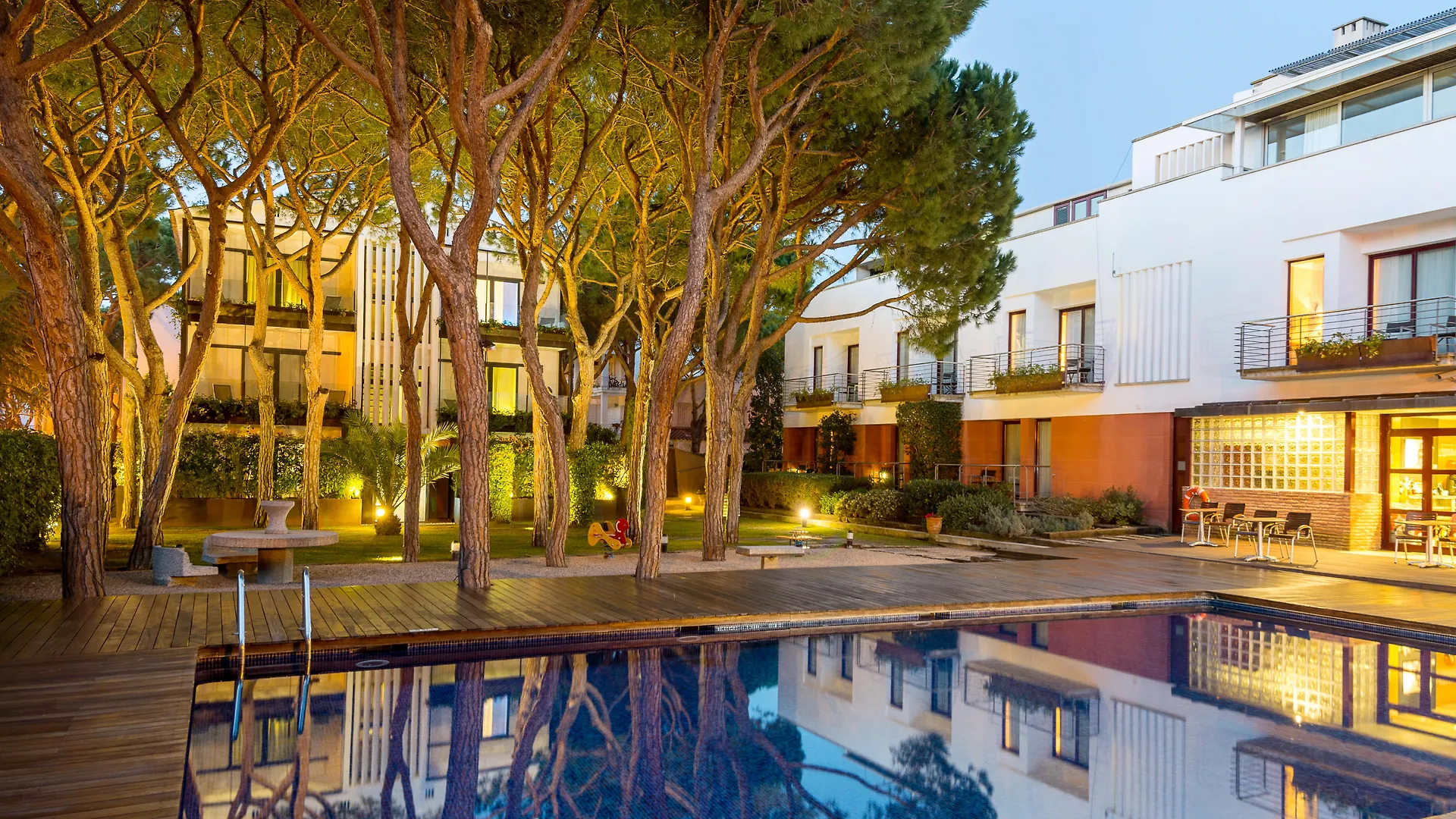 ****  Nm Suites By Escampa Hotels Platja d'Aro Spain