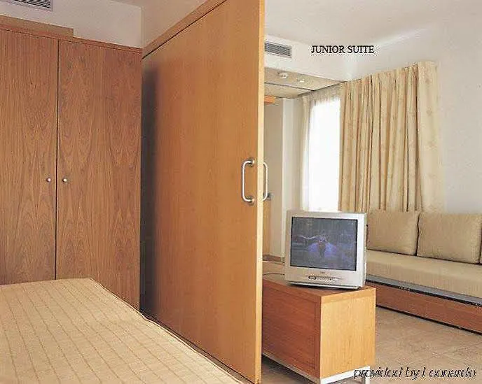 Nm Suites By Escampa Hotels Platja d'Aro  4*,